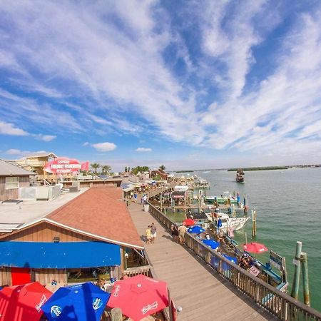 201 Sandy Shores Condos St. Pete Beach Bagian luar foto