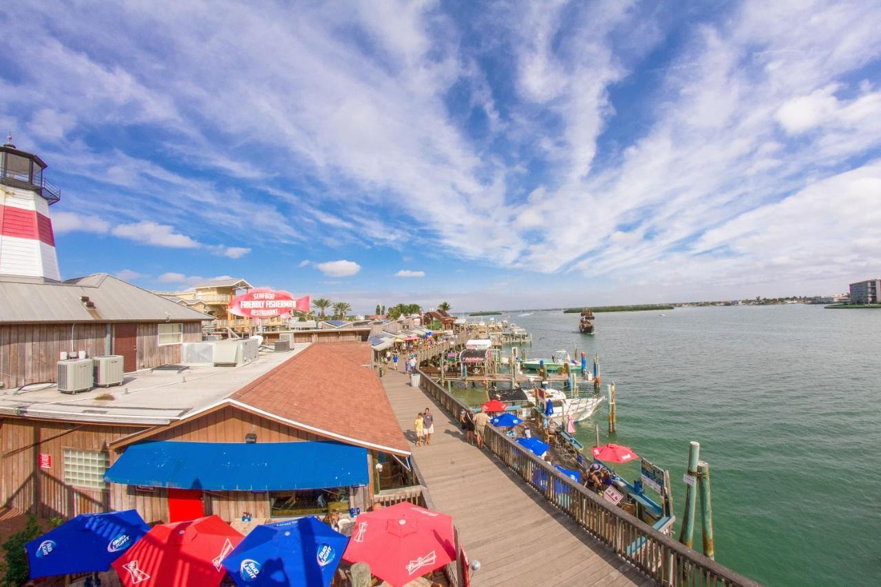201 Sandy Shores Condos St. Pete Beach Bagian luar foto